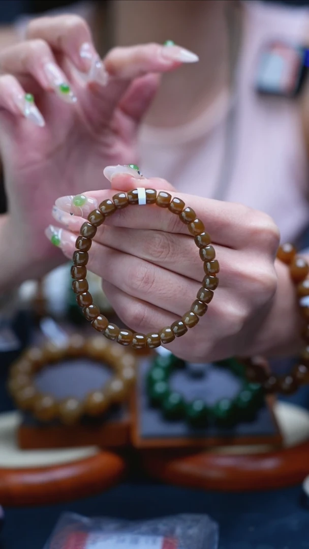 颈饰未镶嵌和田玉拍一发一 所见即所得