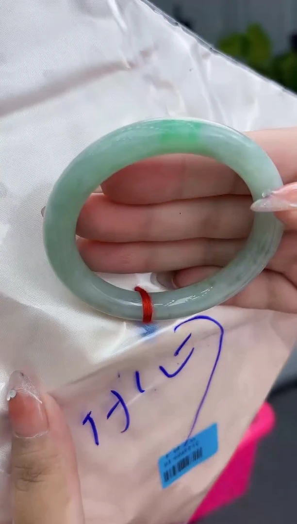 【闪购商品】翡翠手镯未镶嵌翡翠手镯