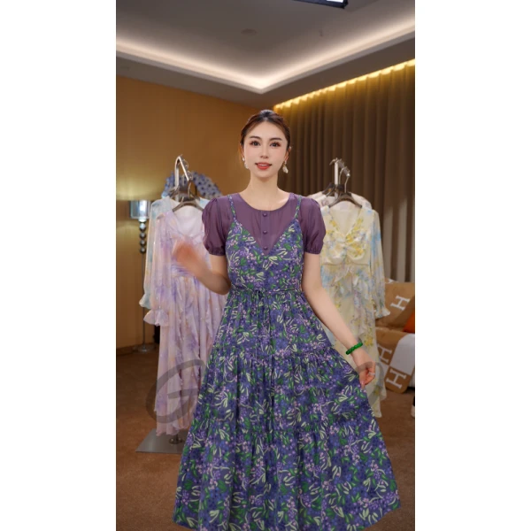 碎花假俩件连衣裙女2025夏季新款高级感气质遮肚显瘦洋气收腰裙子