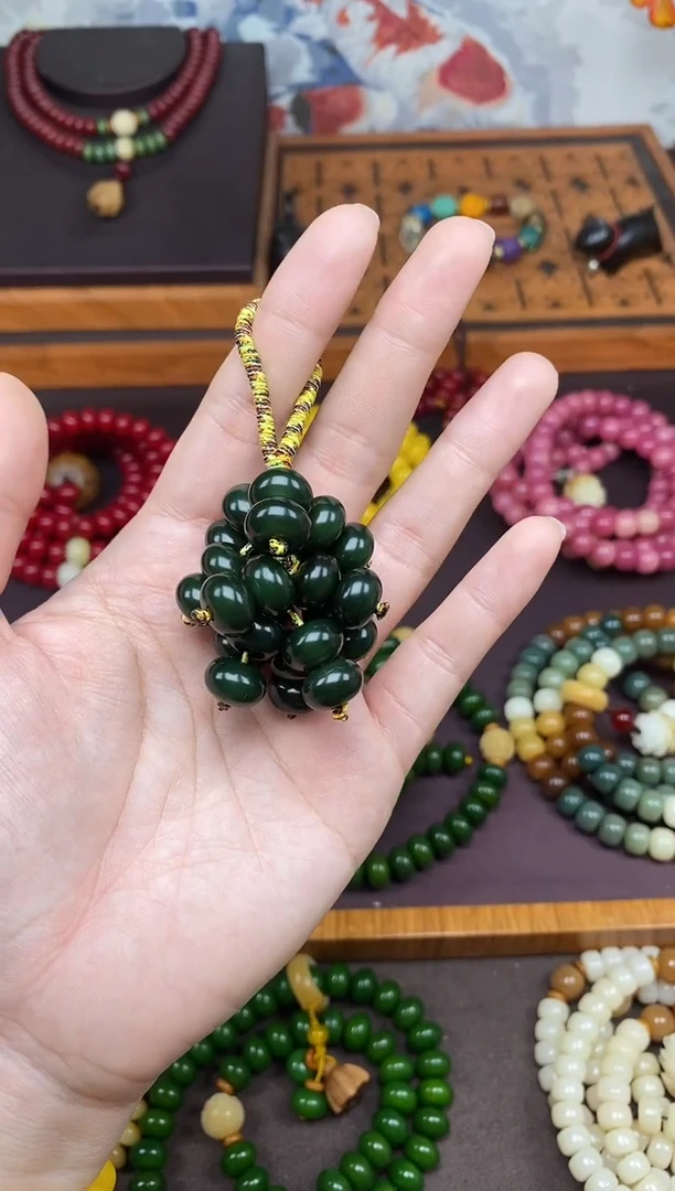 手串白玉菩提绿PT手机挂件