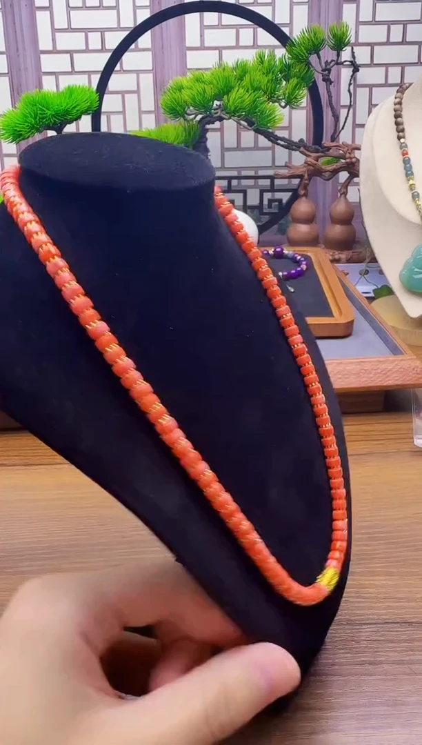14K金镶嵌颈饰玛瑙/玉髓X258