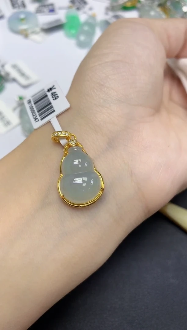 颈饰未镶嵌翡翠天然缅甸翡翠A货多样性发一件
