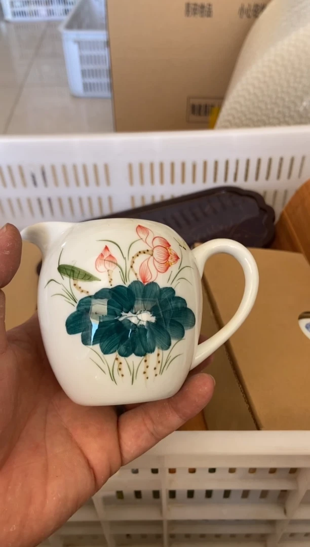 杯无运费险有瑕疵的摄影的产品有使用过的痕迹有点脏介意勿拍