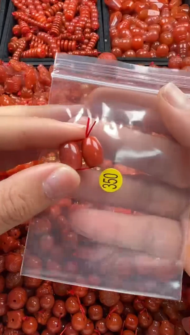 【闪购商品】南红玛瑙颈饰未镶嵌2