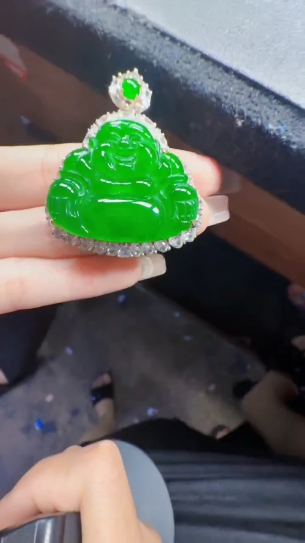 未镶嵌定制翡翠翡翠A货有轻微色差属于正常现象，佛公多样性发货1