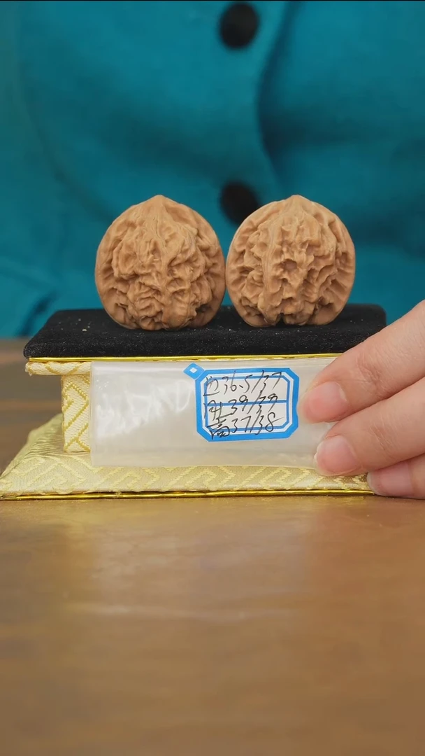 把件文玩核桃马蹄