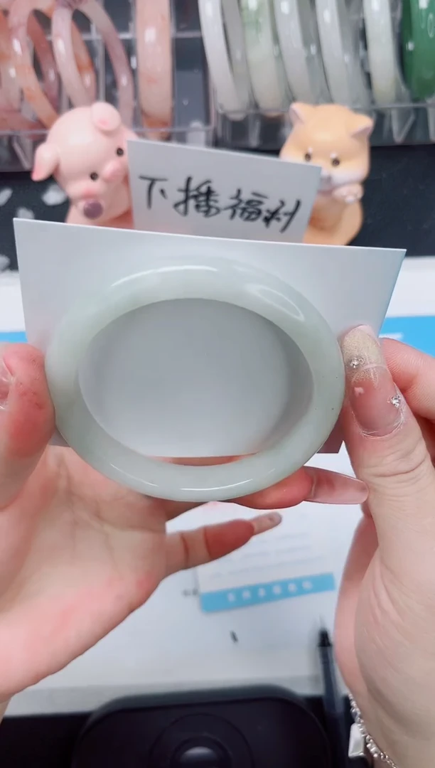 【闪购商品】石英质玉手镯未镶嵌891-60.1