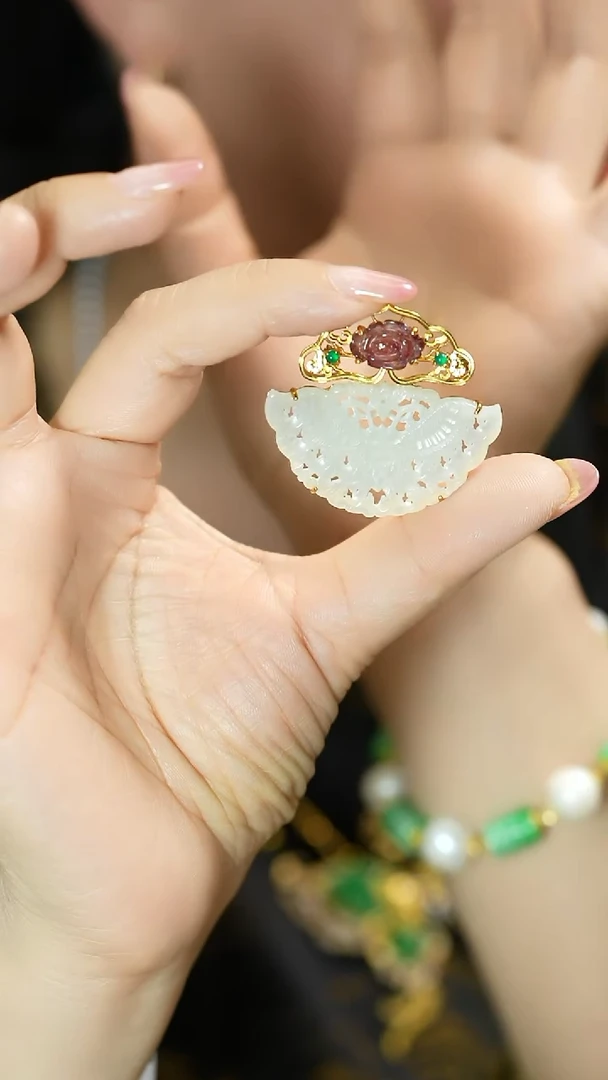 【闪购商品】和田玉胸针银S925镶嵌支持48小时鉴赏