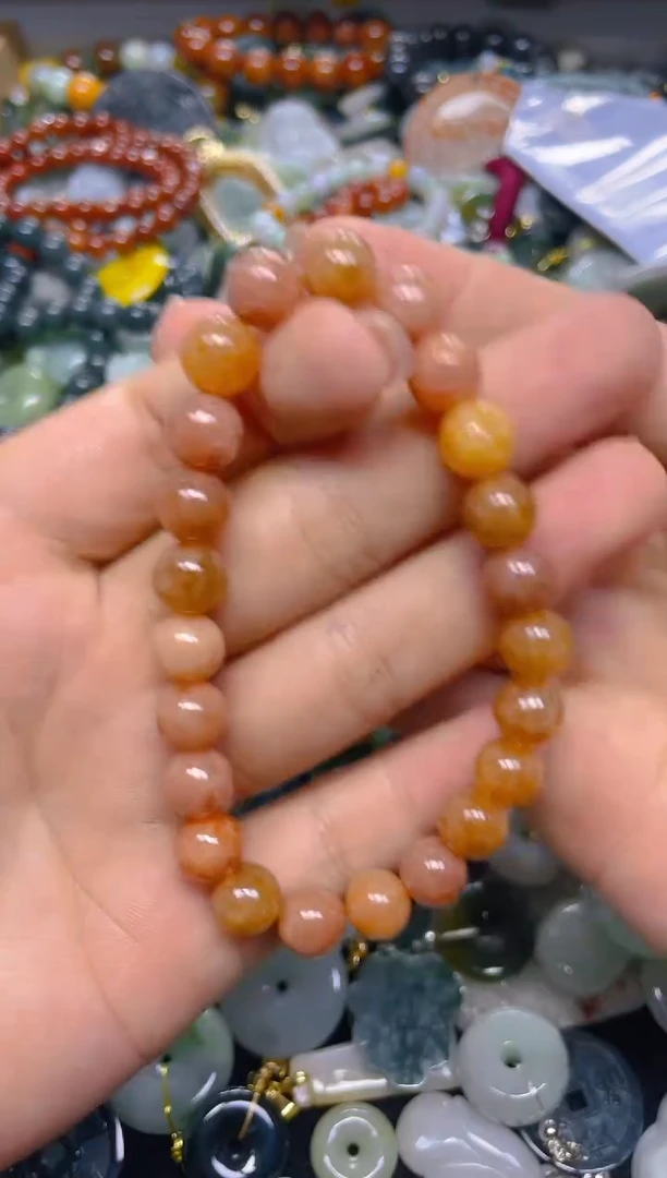 颈饰未镶嵌翡翠8MM/ K /翡翠A货，一件也是批发价