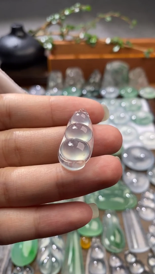 吊坠(不含链)未镶嵌翡翠豆子