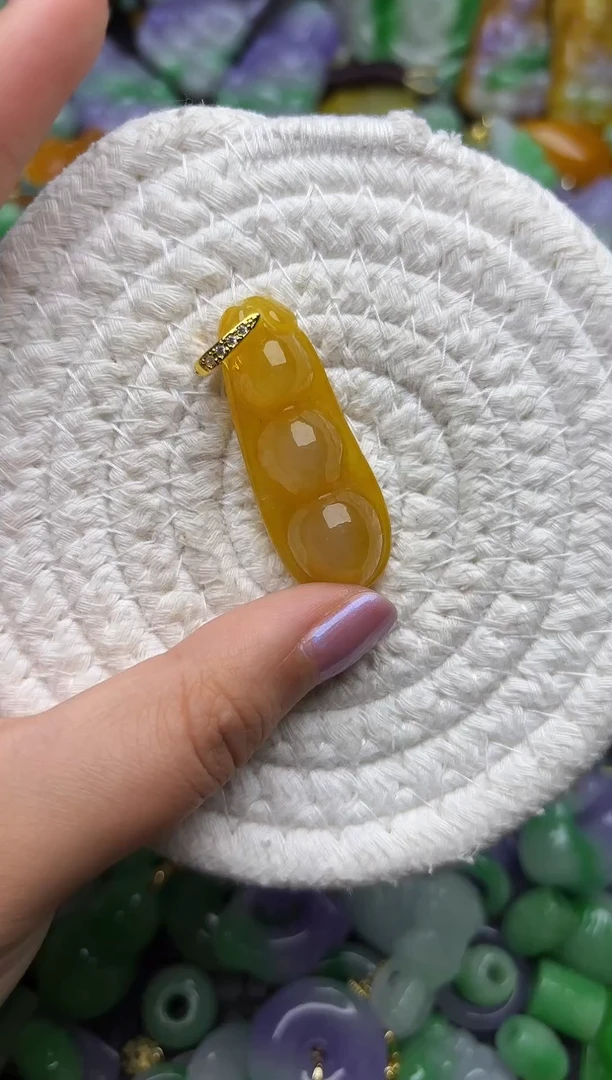 颈饰未镶嵌翡翠缅甸翡翠吊坠