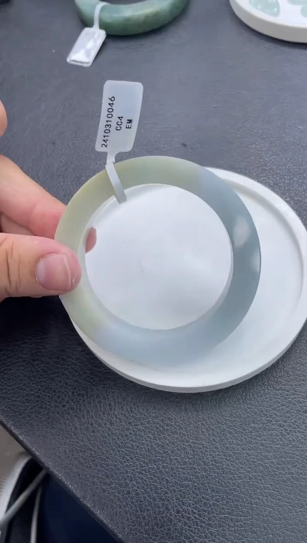 未镶嵌手镯定制翡翠DDJ