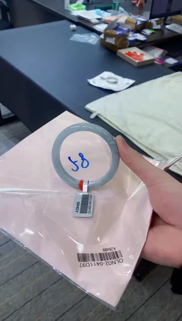 【闪购商品】翡翠手镯未镶嵌