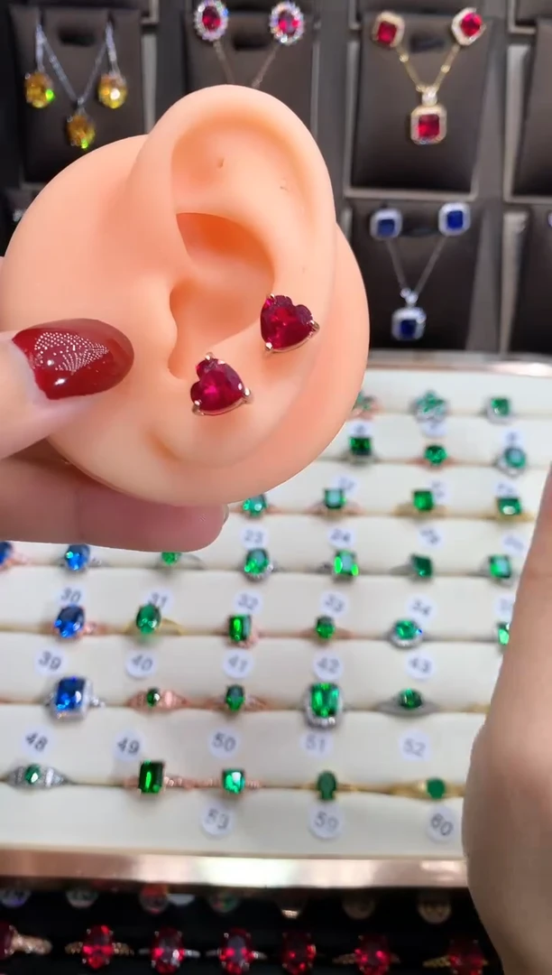 【闪购商品】红宝石耳饰银S925镶嵌玫瑰金