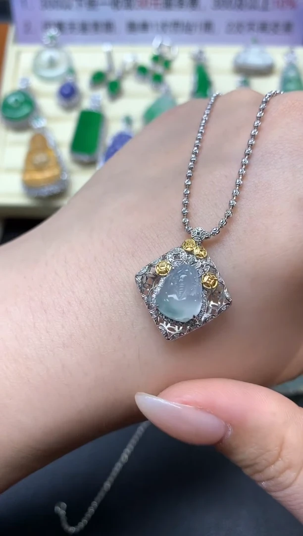 【闪购商品】翡翠吊坠(不含链)18K金镶嵌吊坠|2150+215