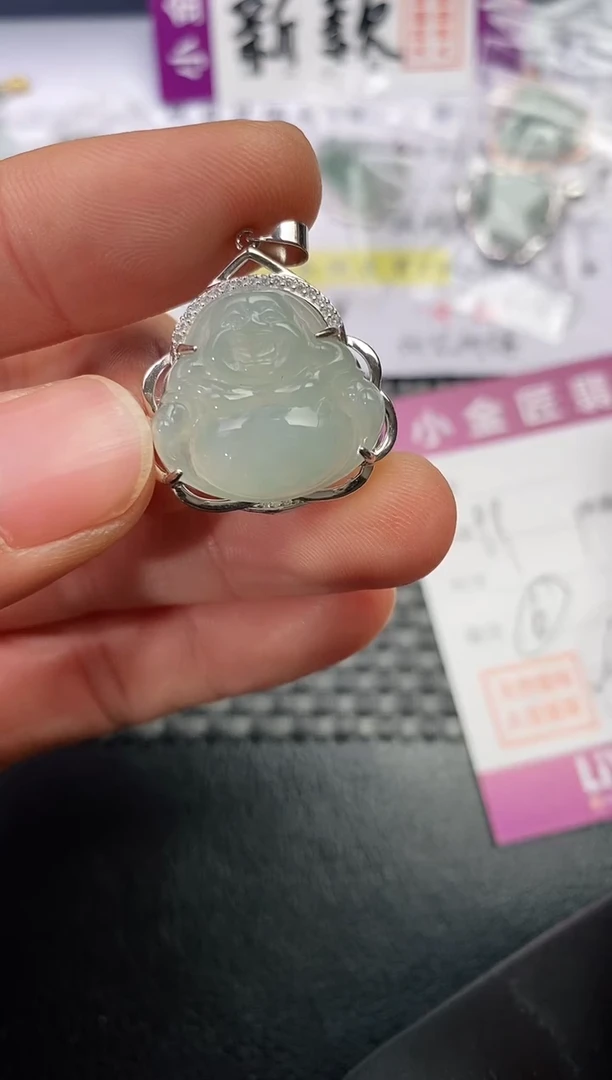 颈饰银S925镶嵌翡翠俊*挂件