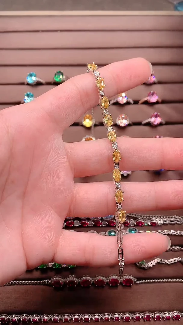 彩色蓝宝石手链银S925镶嵌·····