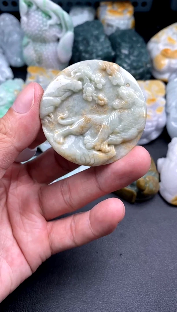 吊坠(不含链)未镶嵌翡翠1