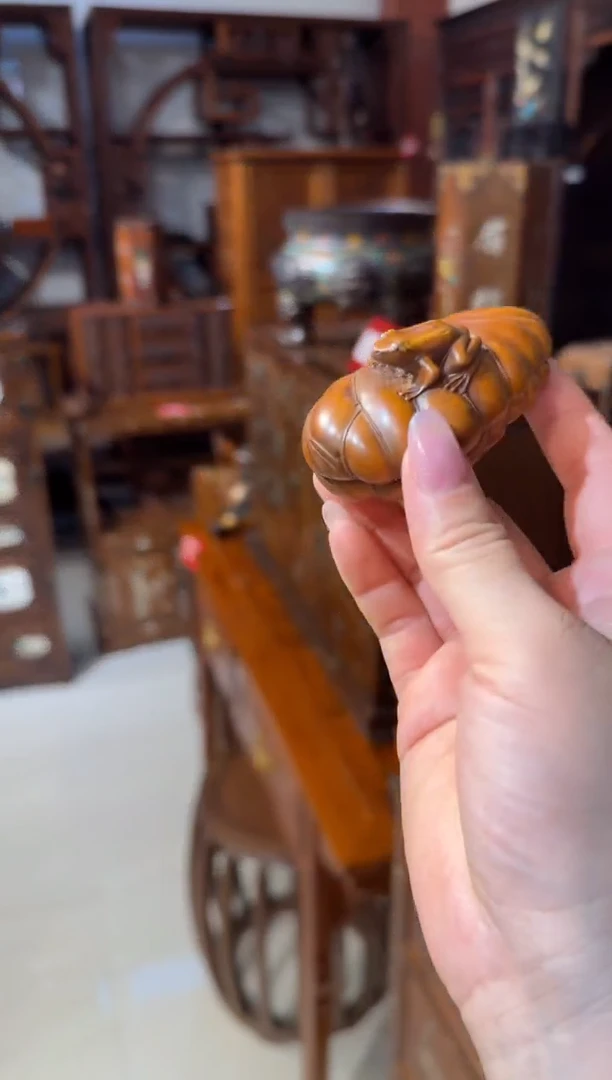 木木头款黄杨木呱呱来财手把件68.88888