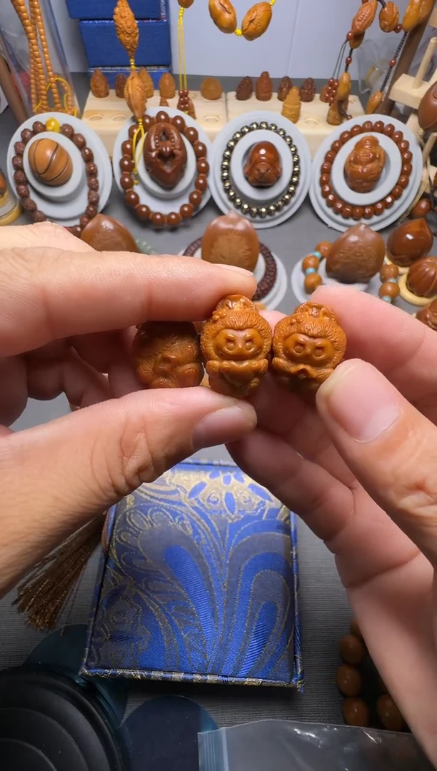 手串橄榄核拉布布3颗