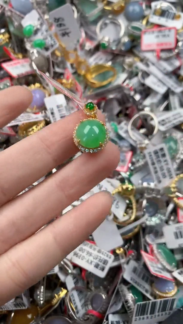 银S925镶嵌戒指翡翠666           4