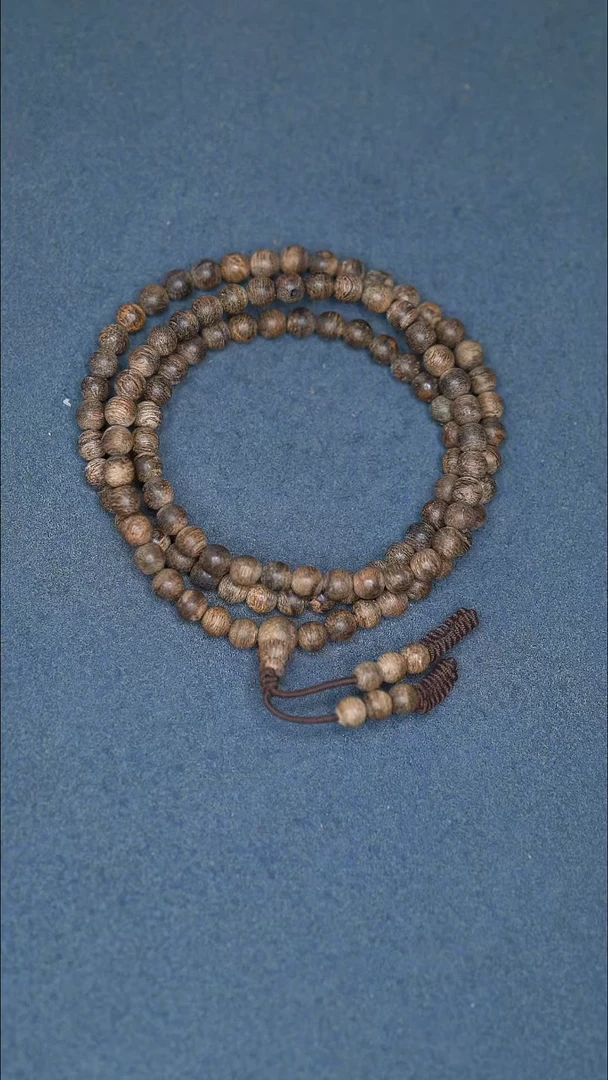 沉香手串多圈圆珠达拉干