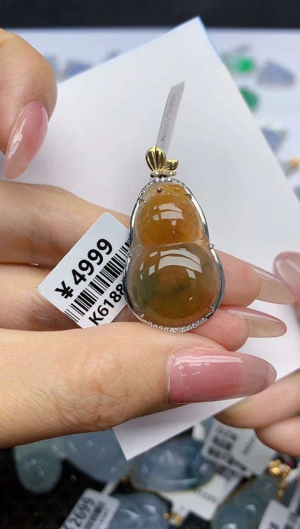 【闪购商品】翡翠挂件18K金镶嵌天然翡翠A货