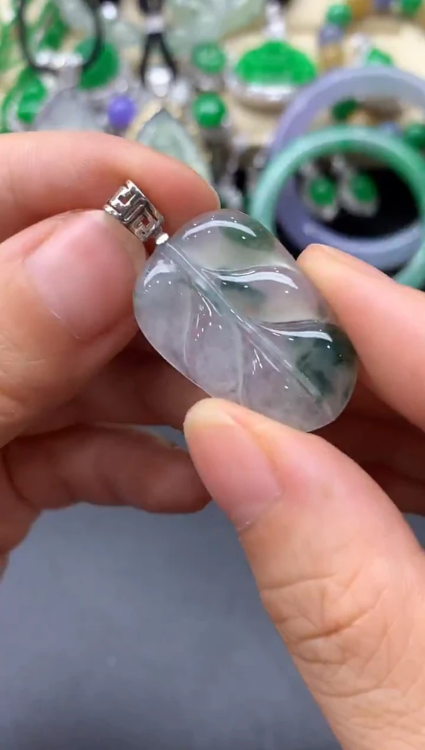 颈饰18K金镶嵌翡翠339国好珍宝