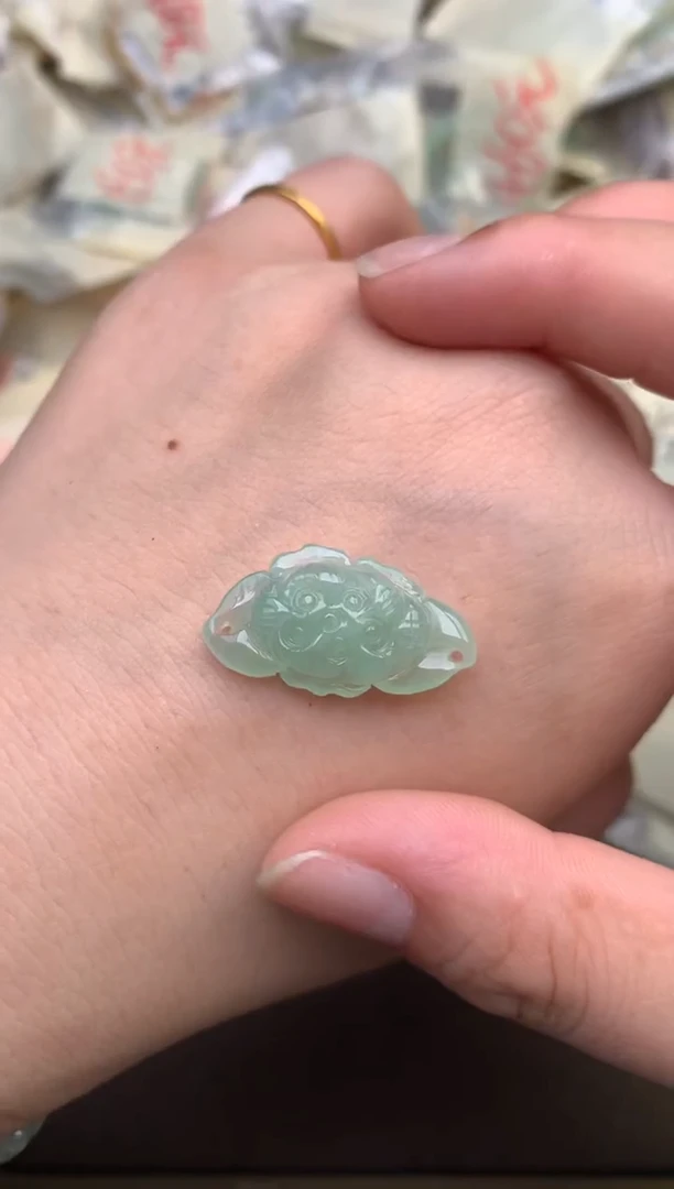 翡翠挂件未镶嵌晶*  — 8固定圈不退不换