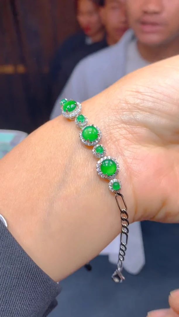 【闪购商品】定制翡翠未镶嵌14多样性发货（发其一）