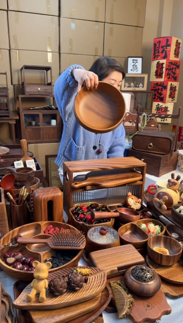 【闪购商品】南美胡桃木沙拉碗-22*7,5cm