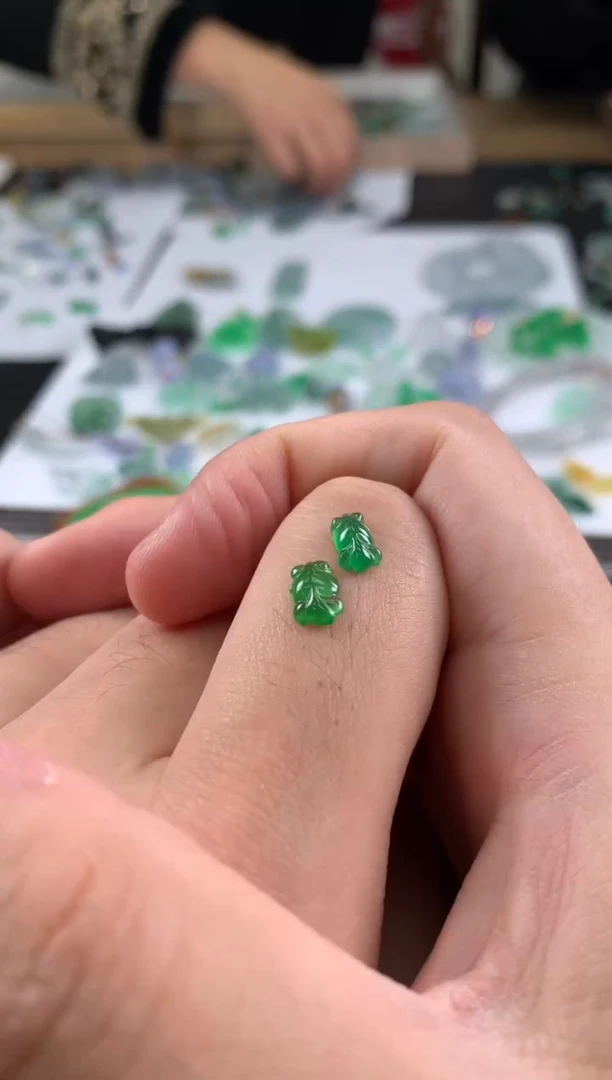 【闪购商品】定制翡翠未镶嵌翡翠