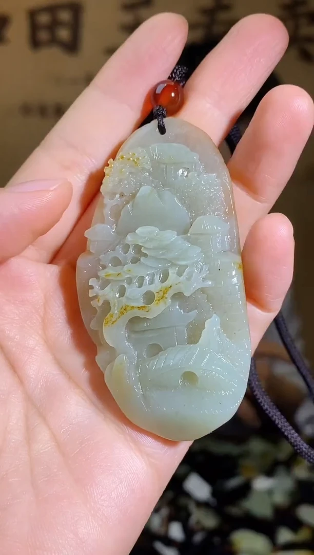 颈饰未镶嵌和田玉1