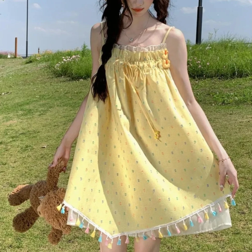 新款夏季甜美吊带可爱裙子出游服装连衣裙显瘦洋气衣服女小众女装