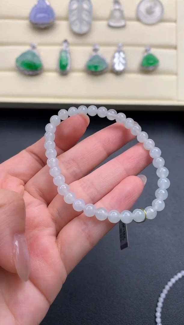 【闪购商品】翡翠颈饰未镶嵌X78多样性发一件