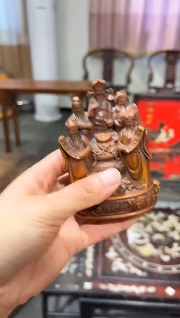 木黄杨雕刻五路财神手把件