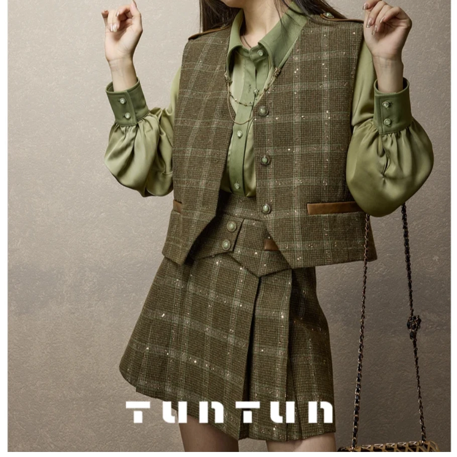 小众设计【游猎场】独家美貌 时尚小个子复古重工闪片小香风马甲