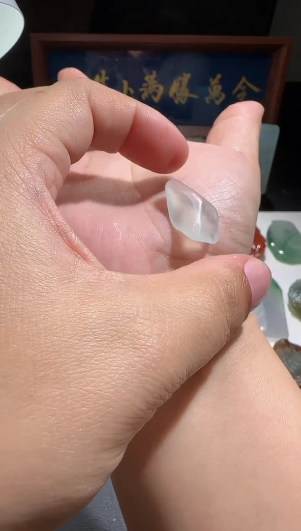 【闪购商品】定制翡翠未镶嵌缅甸A货翡翠