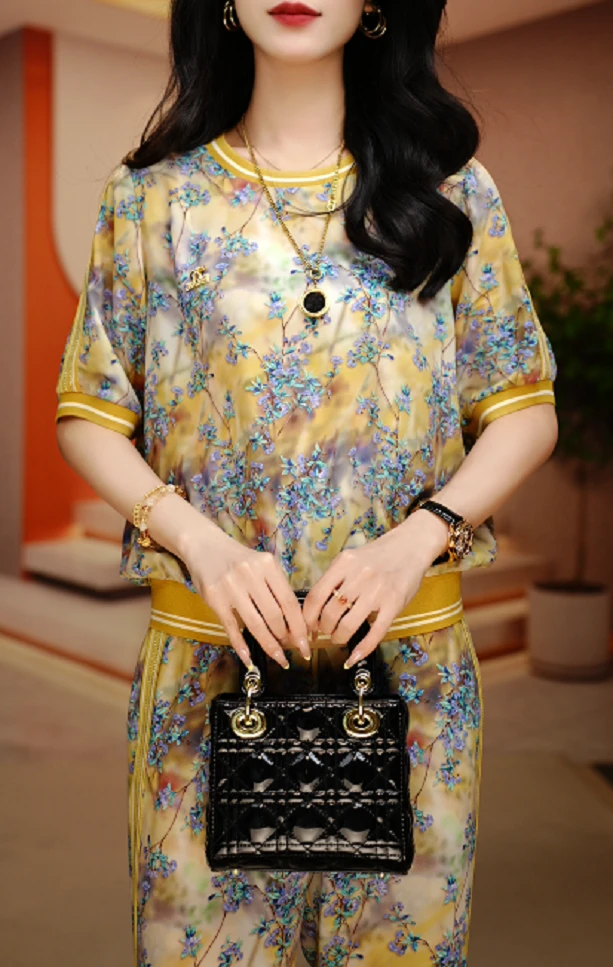 小蓝花-新款2025时尚舒适百搭减龄优雅轻奢气质套装