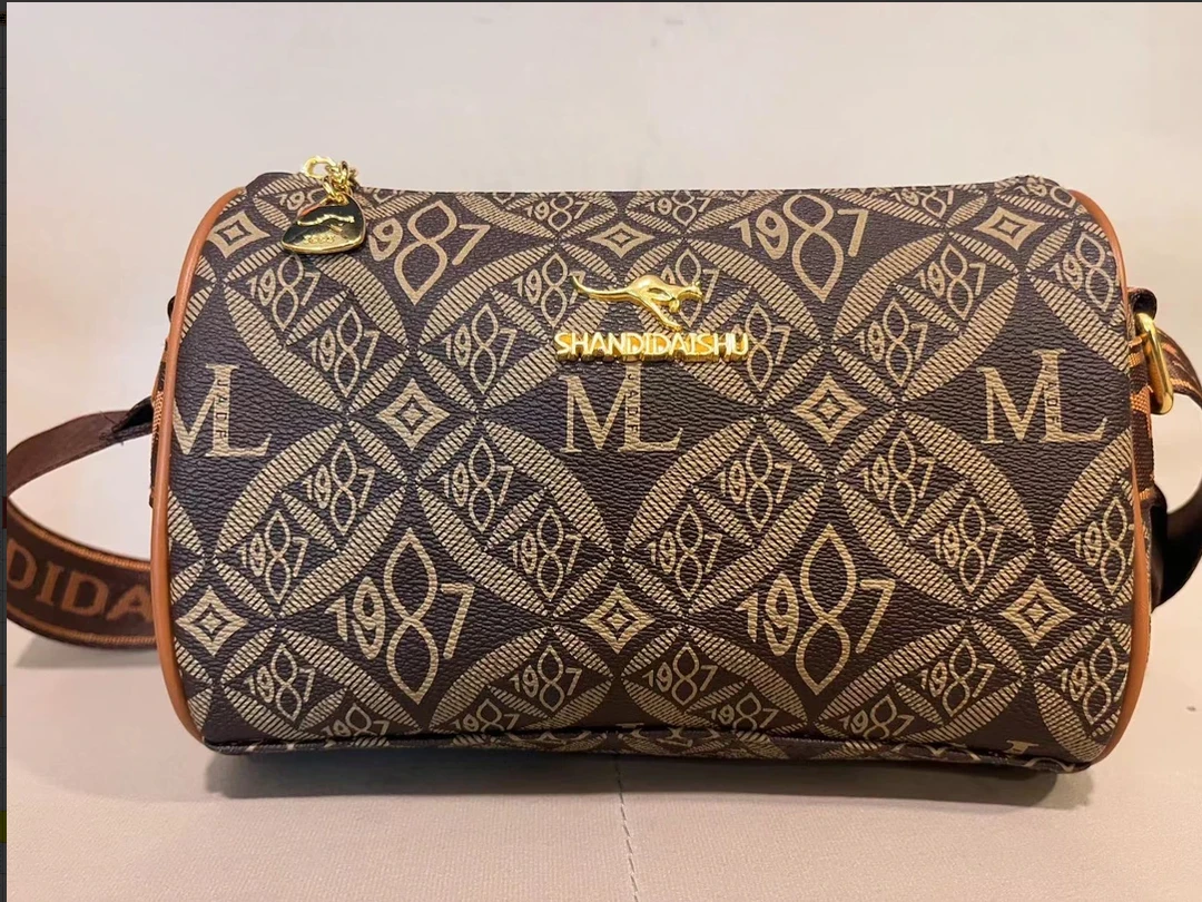 百搭轻奢潮流女士单肩斜挎包8030-1987棕色