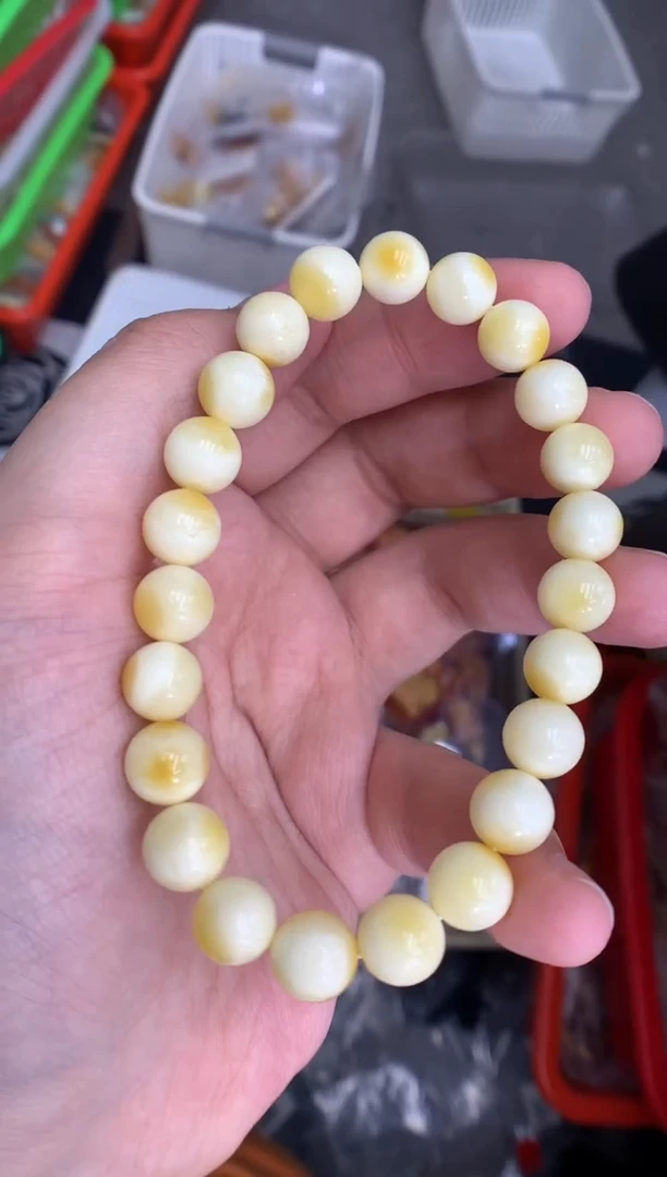 蜜蜡未镶嵌珠宝奇石1