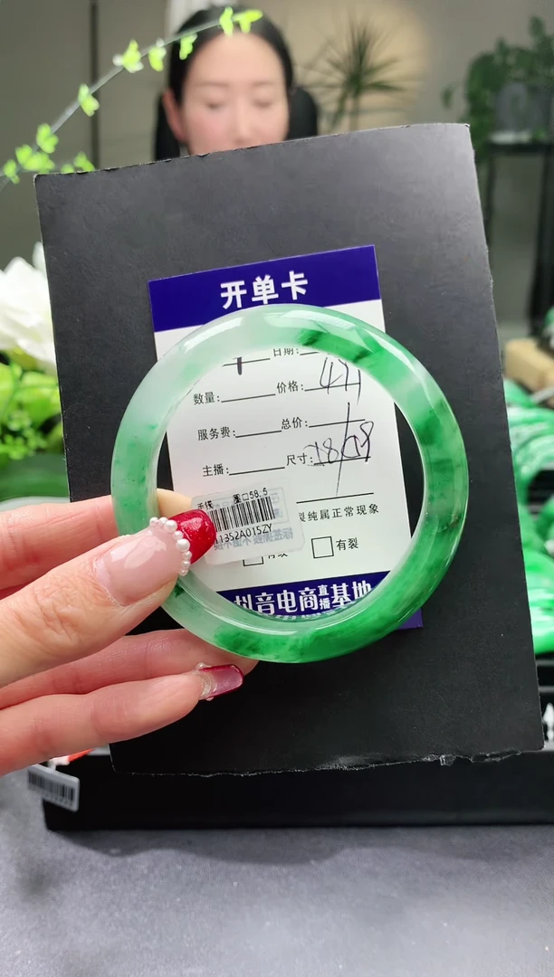 【闪购商品】石英质玉手镯未镶嵌19序号圈口58+