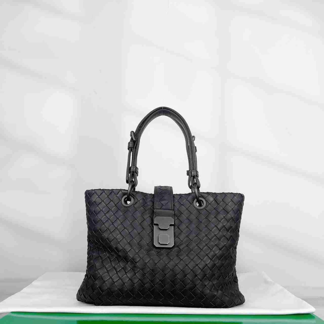 95新  小野专属/95新/葆蝶家/单肩包/DJ9917