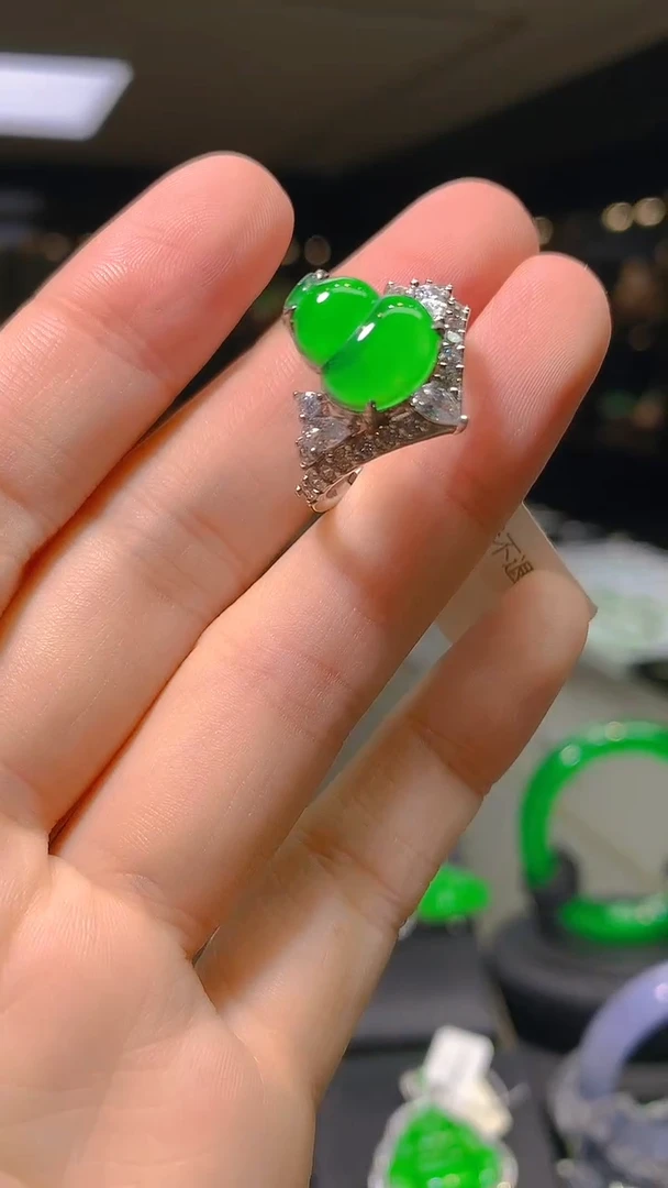 银S925镶嵌戒指翡翠004（多样性发其一）