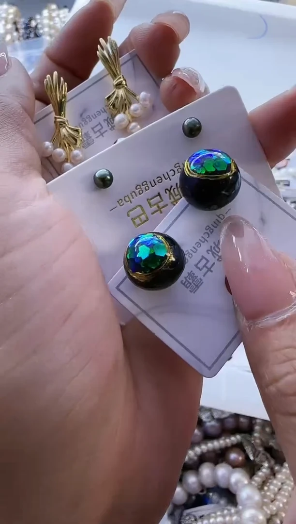 【闪购商品】淡水珍珠耳饰3个银S925镶嵌111