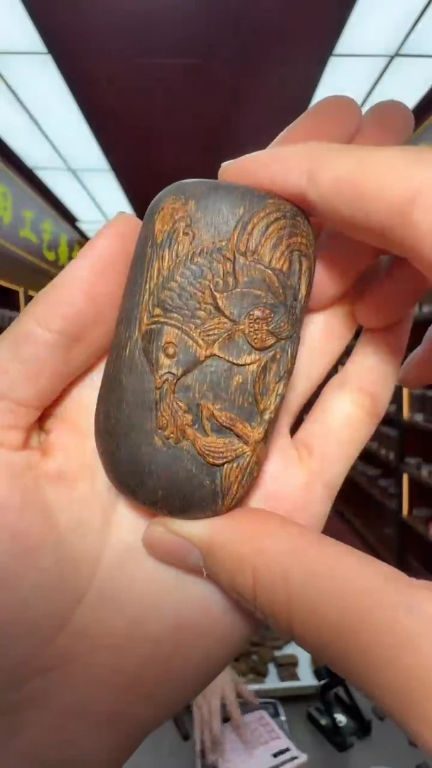 沉香吊坠多样性发一