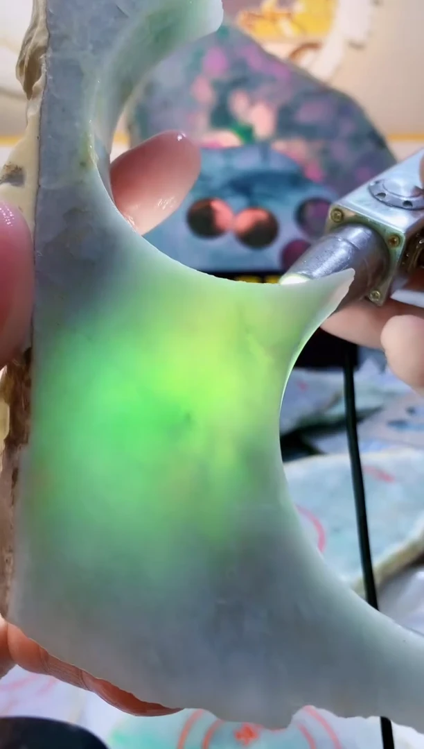 翡翠未镶嵌颈饰0林0翡翠珠宝584