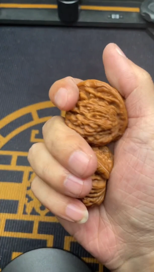 文玩核桃吊坠四座楼全品43+