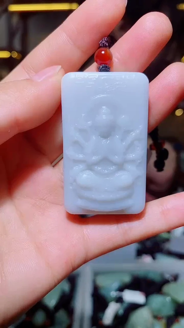 和田玉未镶嵌颈饰1