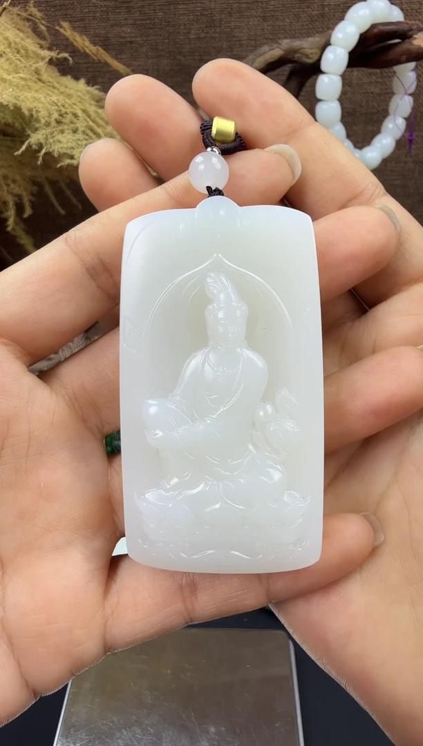 未镶嵌和田玉挂件和田玉